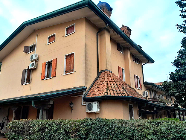BL163/25 - Casa a Venezia (VE)