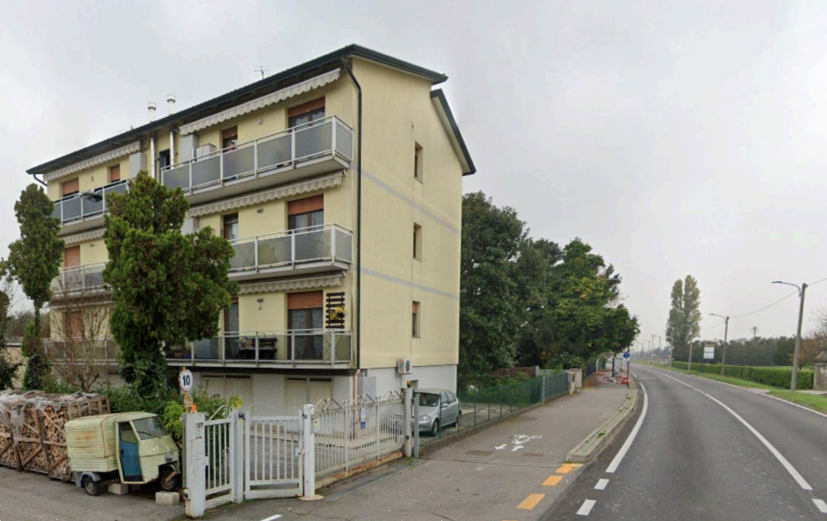 E889/25 - Garage a Venezia(VE)