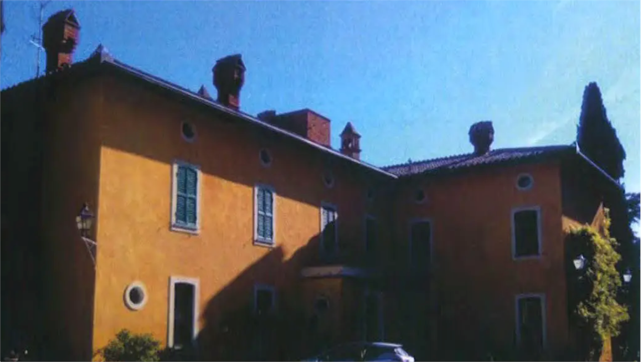 P1075/25 - Ristorante a Perugia (PG)
