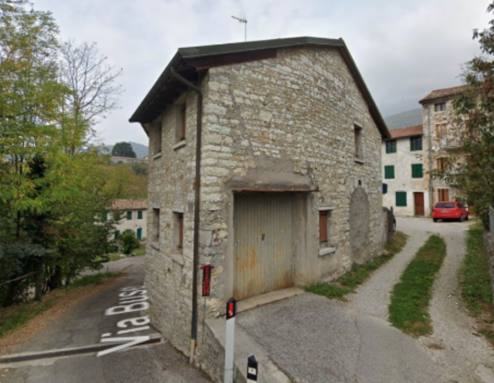 P2107/25 - Garage a Valdobbiadene (TV)