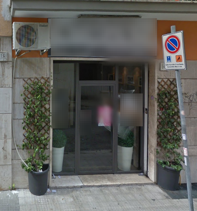 P2702/25 - Negozio a Roma (RM)