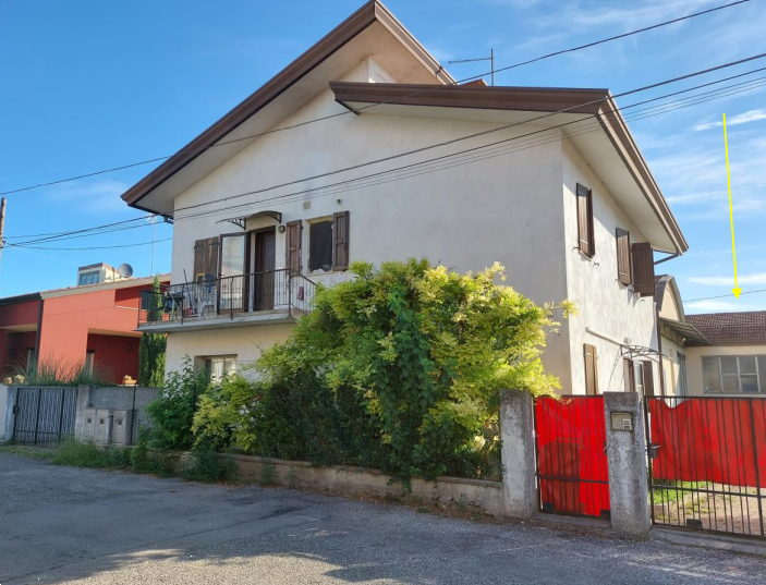 BL1119/25 - Casa a Pordenone (PN)