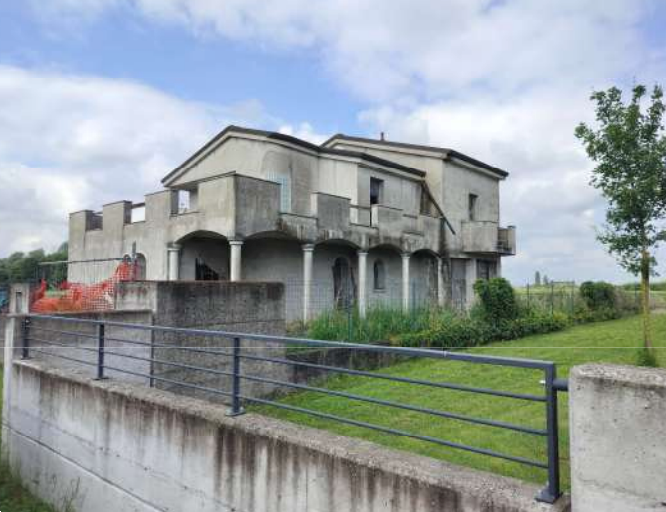 P2826/25 - Villa a Giacciano con Baruchella(RO)
