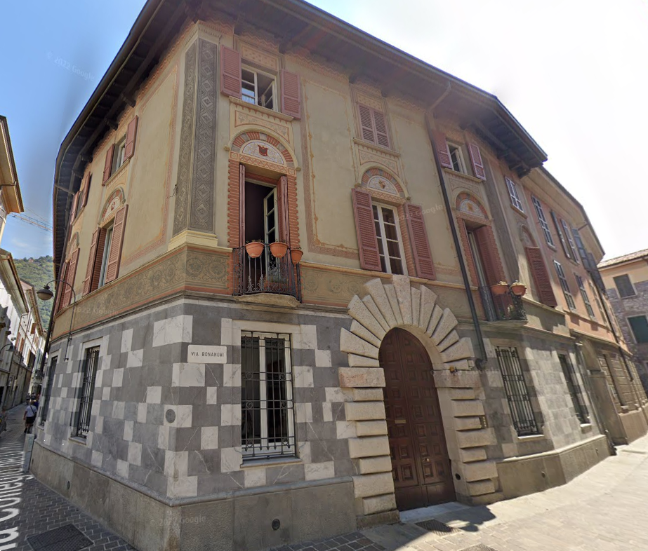 X2132/25 - Appartamento a Como (CO) 
