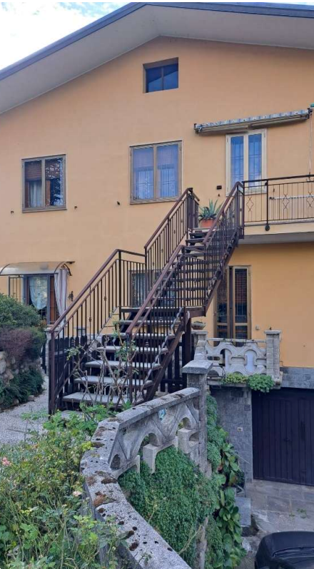 P3500/25 - Porzione di casa bifamiliare a Induno Olona (VA) 