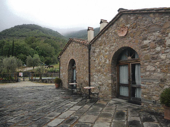 K89/26 - Complesso immobiliare a Barberino di Mugello (FI)