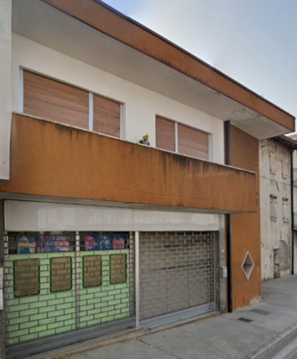 P284/26 - Compendio immobiliare a Caneva(PL)