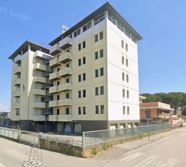 A1222/26 - Complesso immobiliare a Conselve (PD)