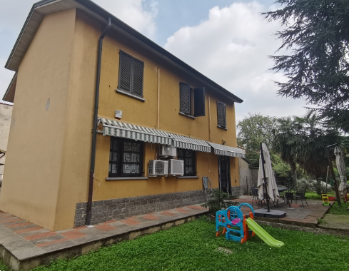 X1341/26 - Villa singola a Brugherio (MB)