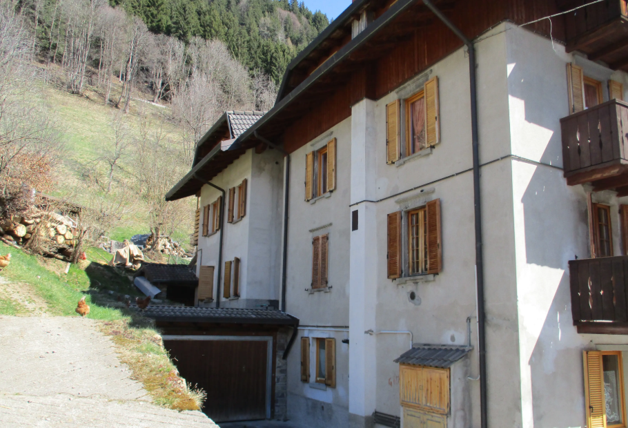 E1402/26 - Appartamento a Vilminore di Scalve (BG) 