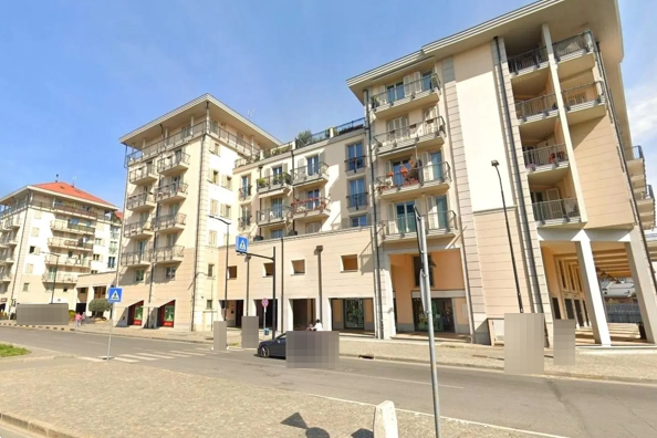 A1320/26 - Negozio a Rivoli (TO)