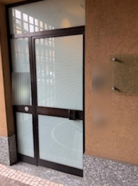 P724/26 - Negozio a Lecco (LC) 