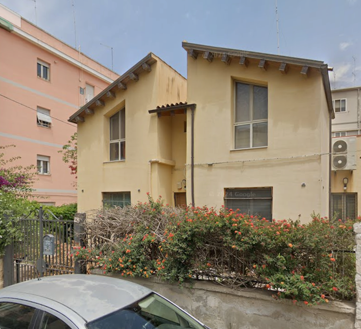 E2672/26 - Casa a Siracusa (SR) 