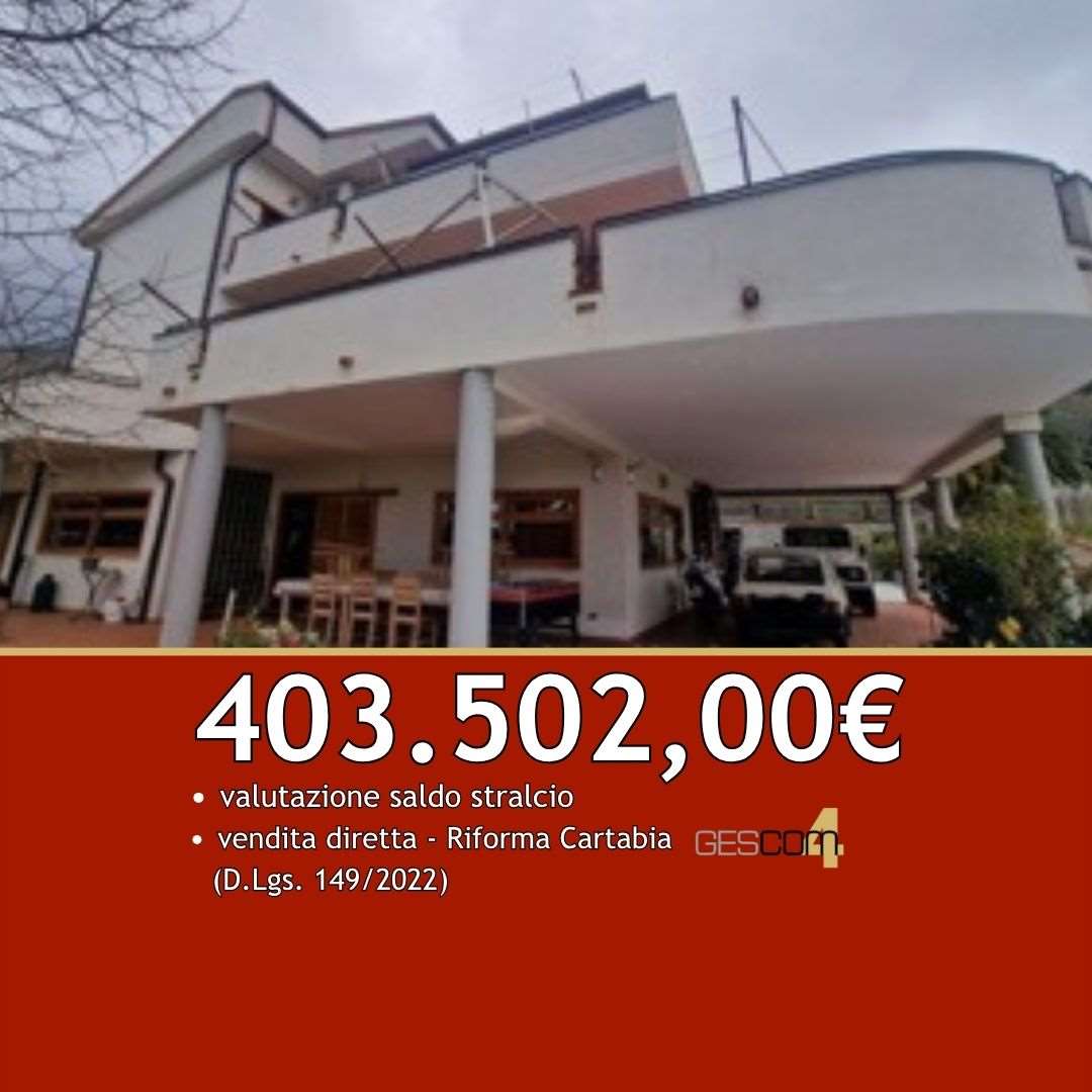 BDC181/26 - Villa a Salerno (SA)