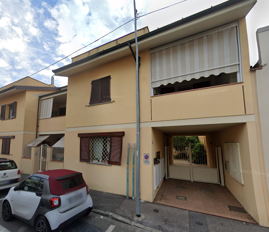 E1724/24 - Appartamento a Prato (PO) 