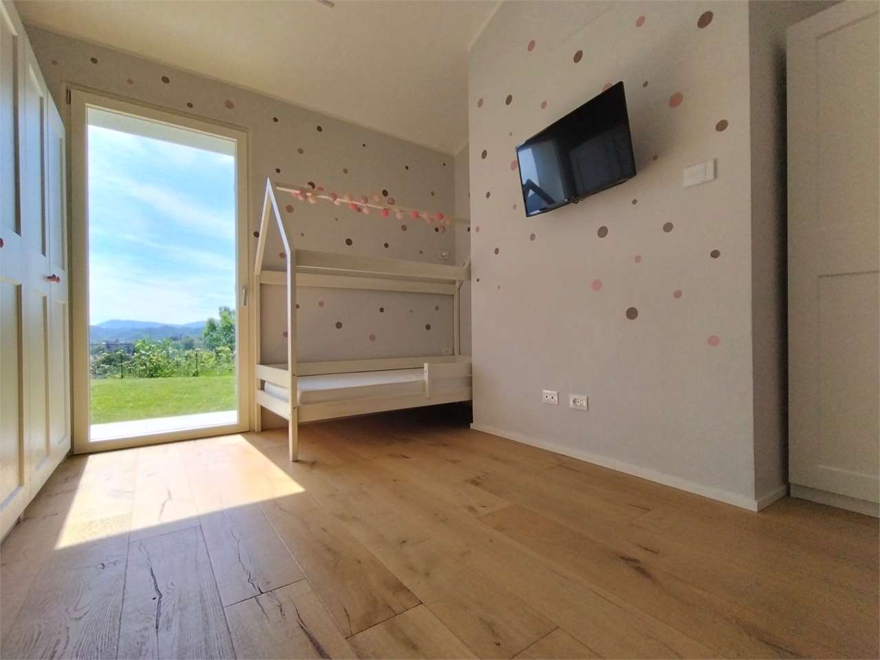 Villa in vendita a Sarzana (SP)