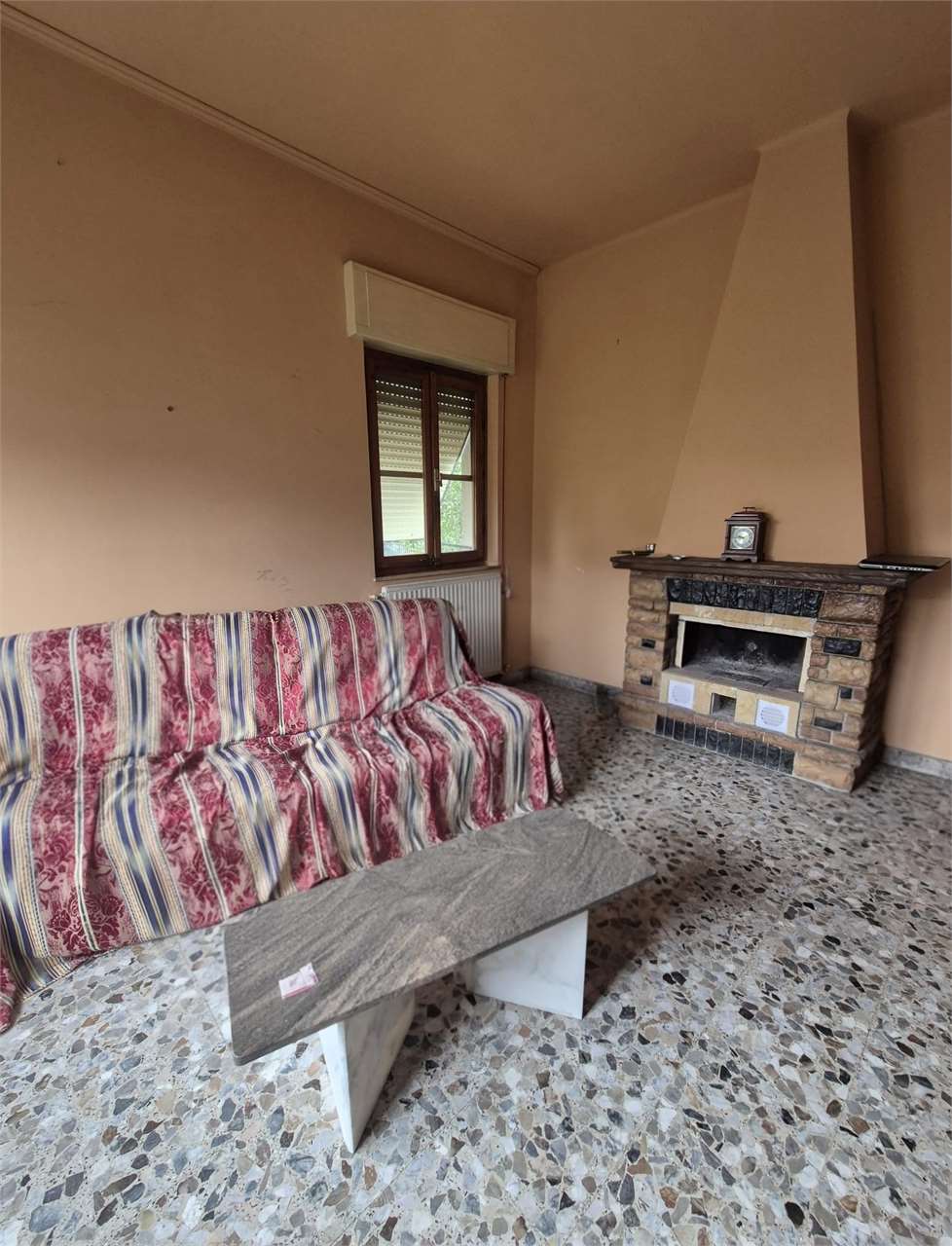 Carrara Vendita 4 o più locali