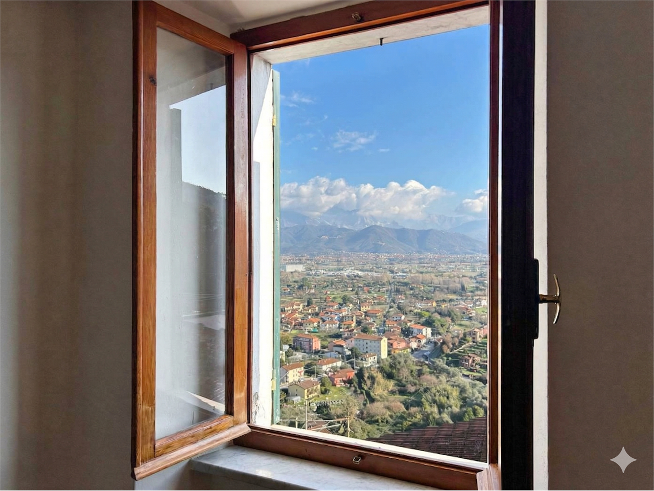 Ameglia Vendita 4 o più locali