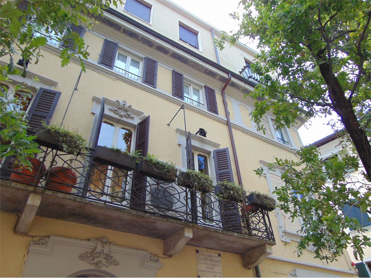 Vendita Trilocale Appartamento Varese via Albuzzi 6 282133
