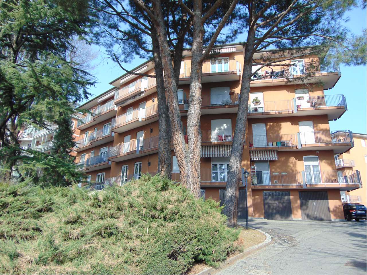 Vendita Quadrilocale Appartamento Varese via Cernuschi 59 476403