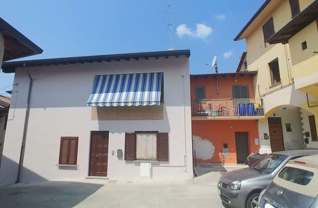 Vendita Porzione di casa Casa/Villa Bregnano via Roma  445114