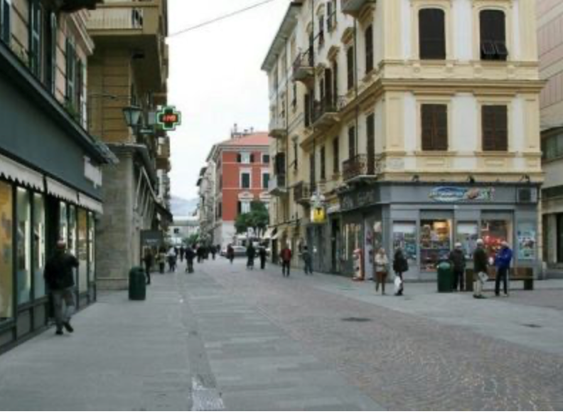 La Spezia Affitto Negozio