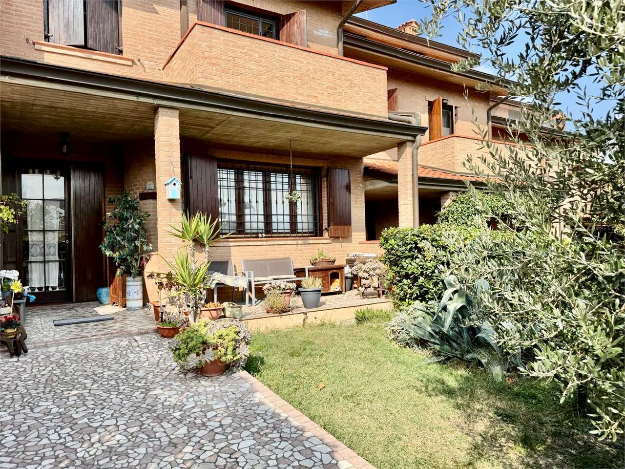 Villa a Schiera 
