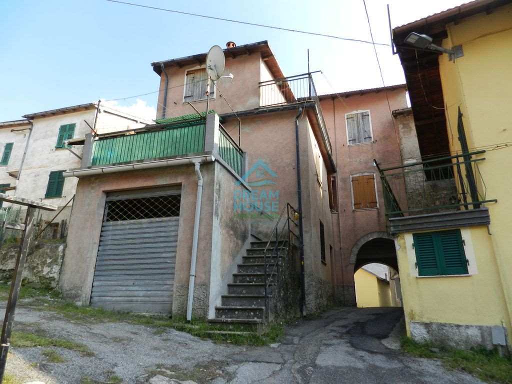 appartamento 180 metri quadri in provincia di genova