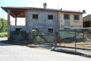 appartamento in Frazione Pizzarosto - Via Della Chiesa a Palestro