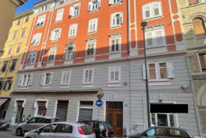 appartamento in Via delle Settefontane a Trieste