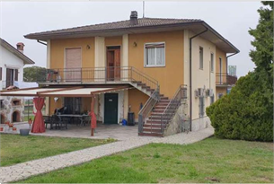 appartamento in Via Grisini a Campospinoso
