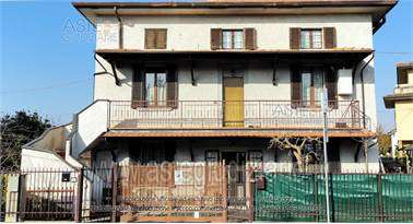 appartamento in Via Bergamo a Brembate
