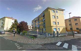 appartamento in Via Sergio Oliaro a Casale Monferrato