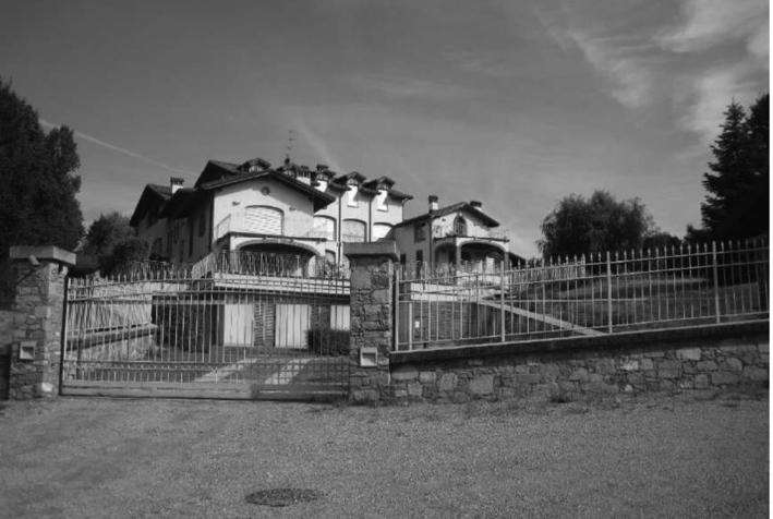 appartamento in Via Monviso a Villa Guardia