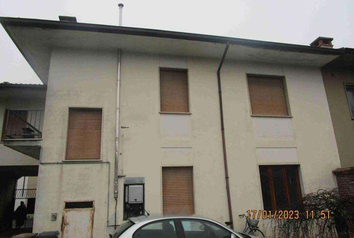 appartamento in Via Vittorio Veneto a Dorno