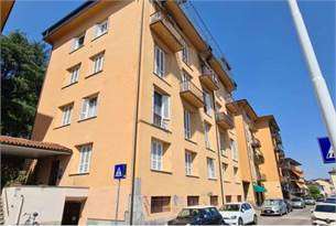 appartamento in Via Lovati a Pavia