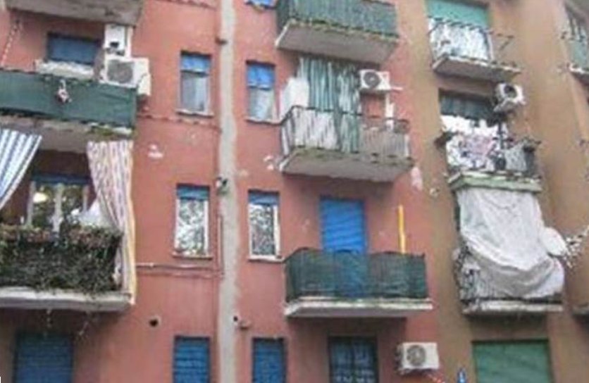 appartamento in Via Derna a Paderno Dugnano