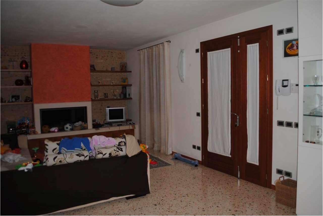 https://img.miogest.com/26336/7/imm_76549-20260318135104-1280-.jpg