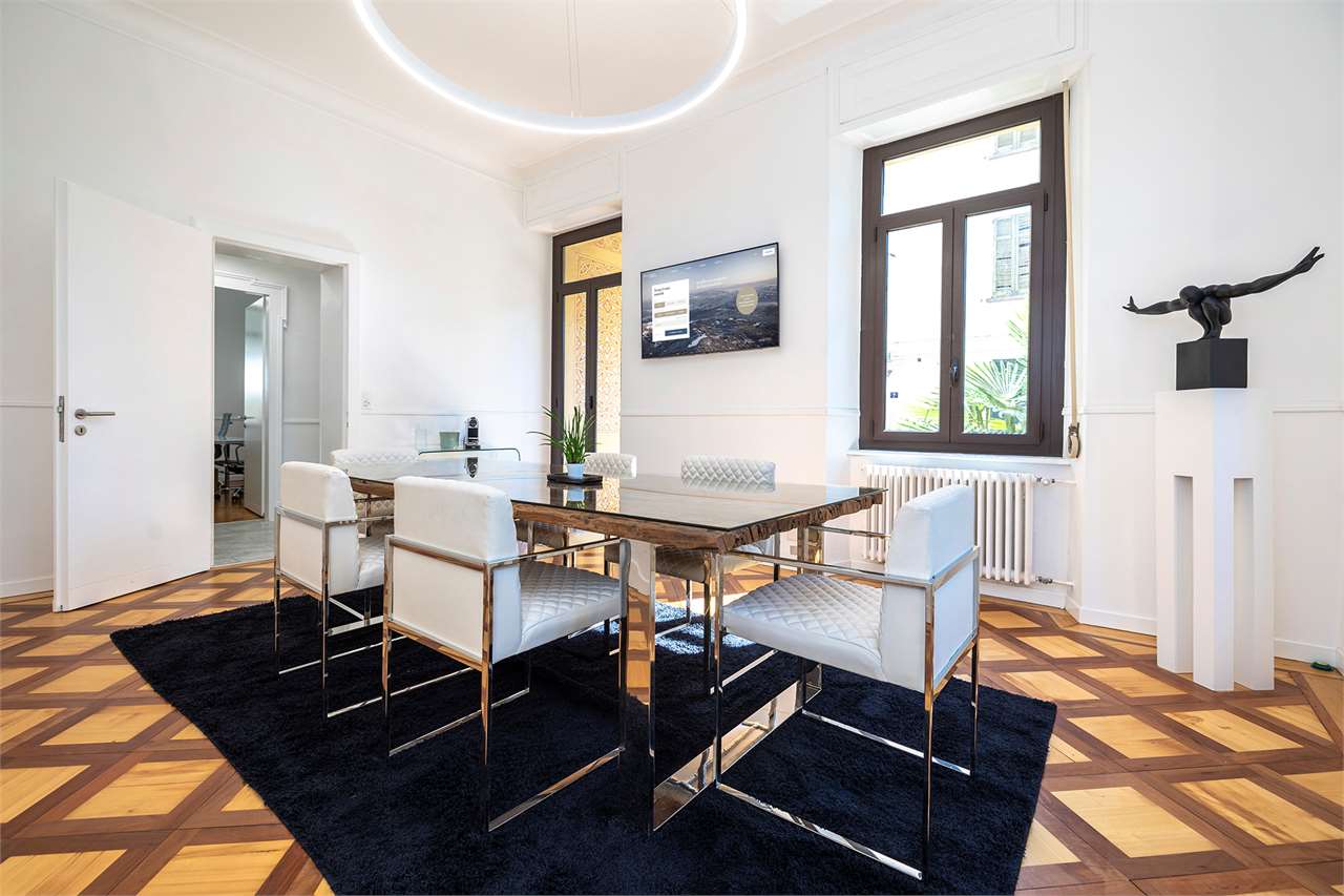 Elegante ufficio in villa storica