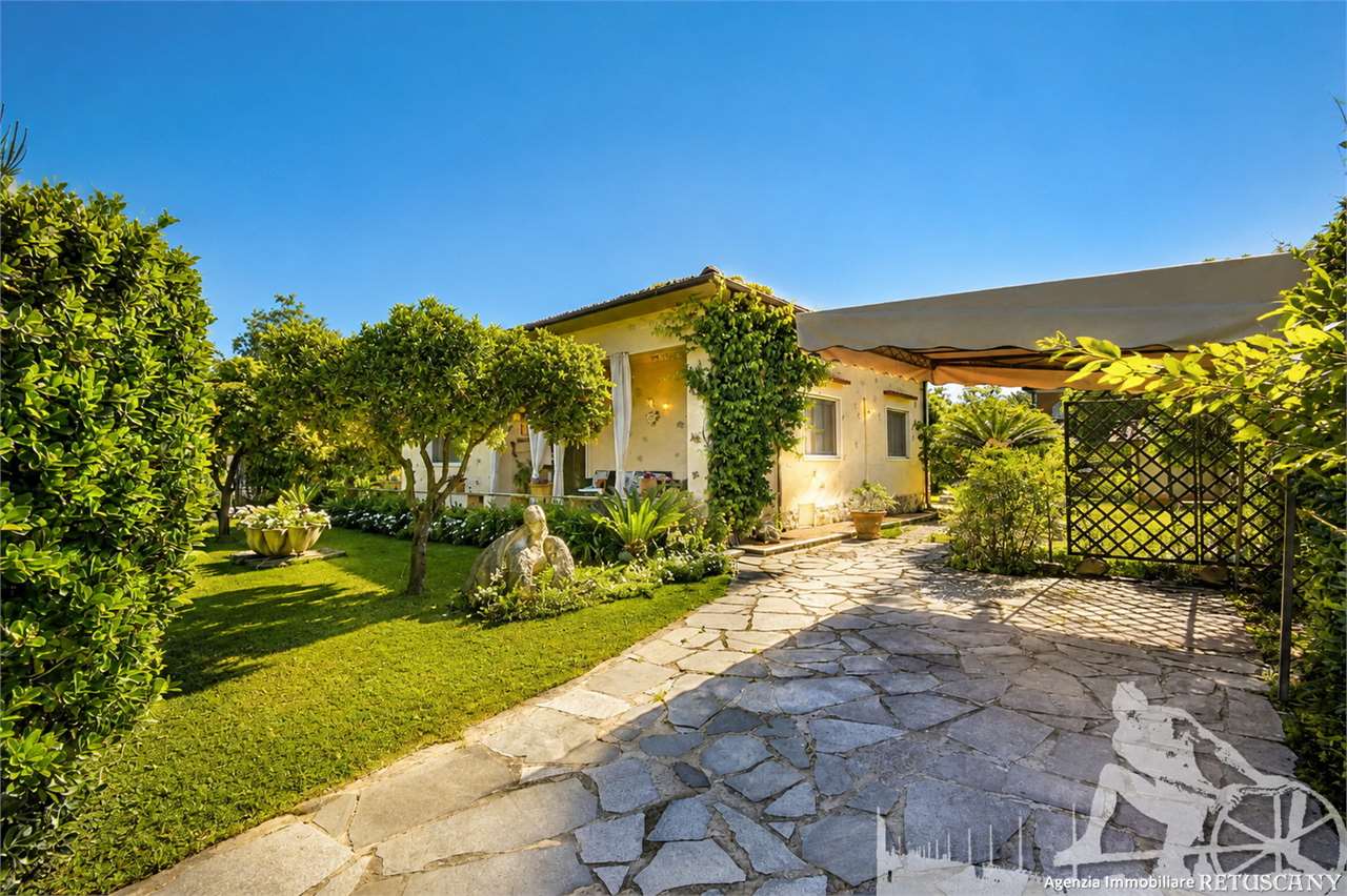 casa indipendente in affitto a Forte dei Marmi