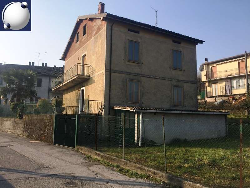 Appartamento in vendita a Monguzzo (CO)