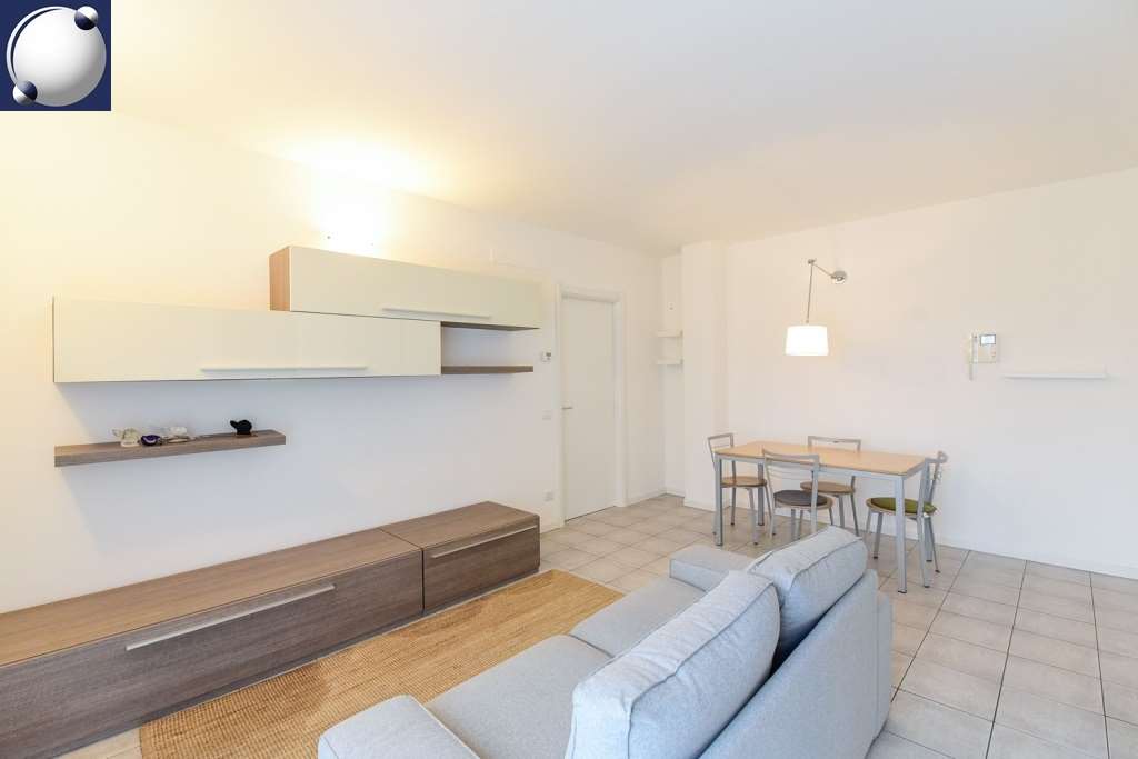 Appartamento in vendita a Erba (CO)