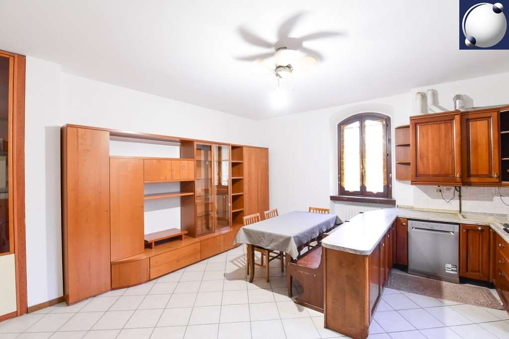 Erba Vendita 3 locali