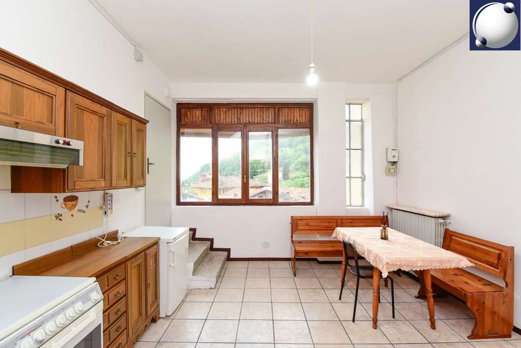 VENDITE Rustico e Casa a Caslino d'Erba – foto 1