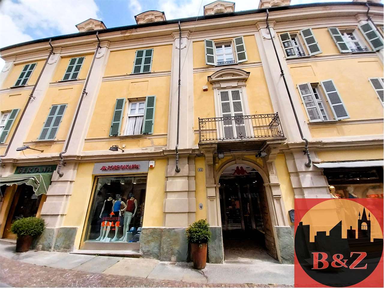 Rivoli Cessione Abbigliamento