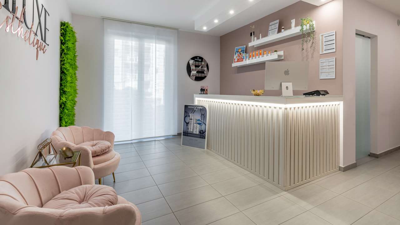 Rivoli Cessione Estetica / Solarium