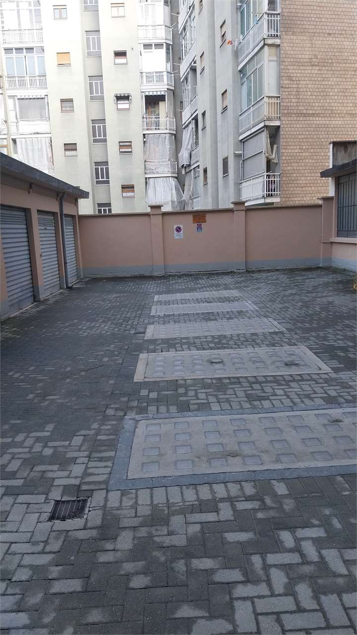 Rivoli Affitto Garage