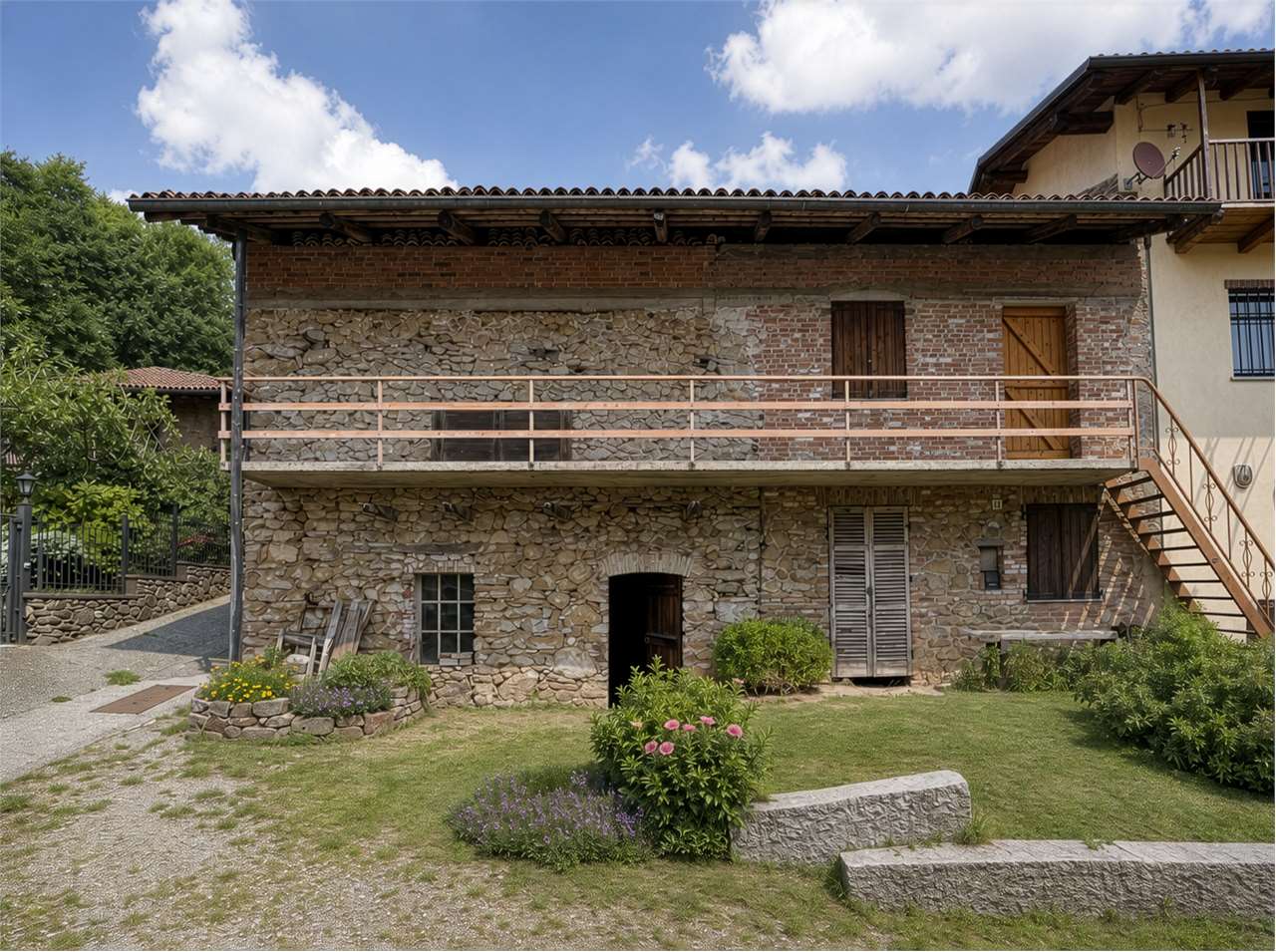 VENDITE Rustico e Casa a Val della Torre – foto 1