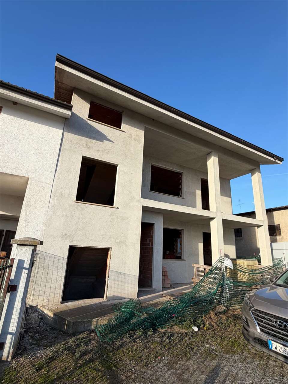 Struttura di bifamiliare Magliano Alpi