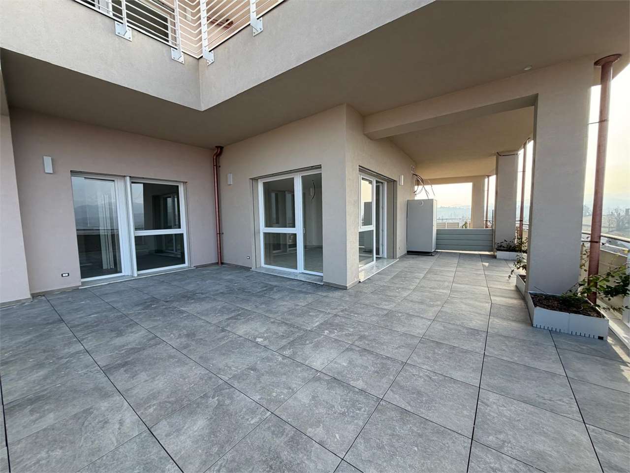 MONDOVI' ESCLUSIVO APPARTAMENTO DI NUOVA REALIZZAZIONE CON TERRAZZO